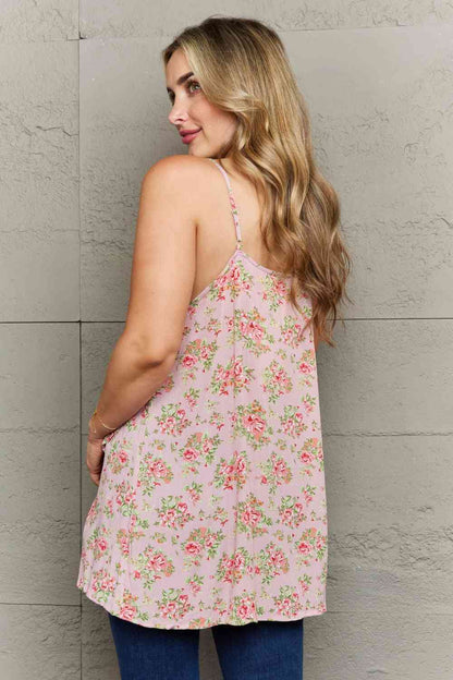 Top camisola holgado con dobladillo de tulipán en color malva floral Hang de Ninexis