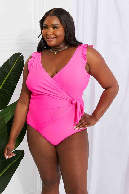 Marina West Swim Traje de baño de una pieza de tamaño completo con volantes y flotador sintético en rosa