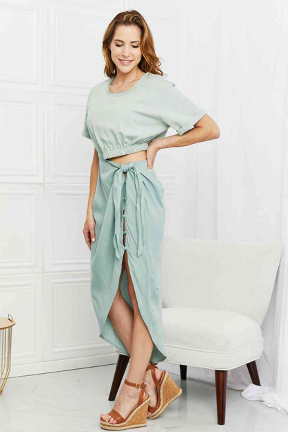 Vestido midi con aberturas Make It Work de HEYSON en color menta