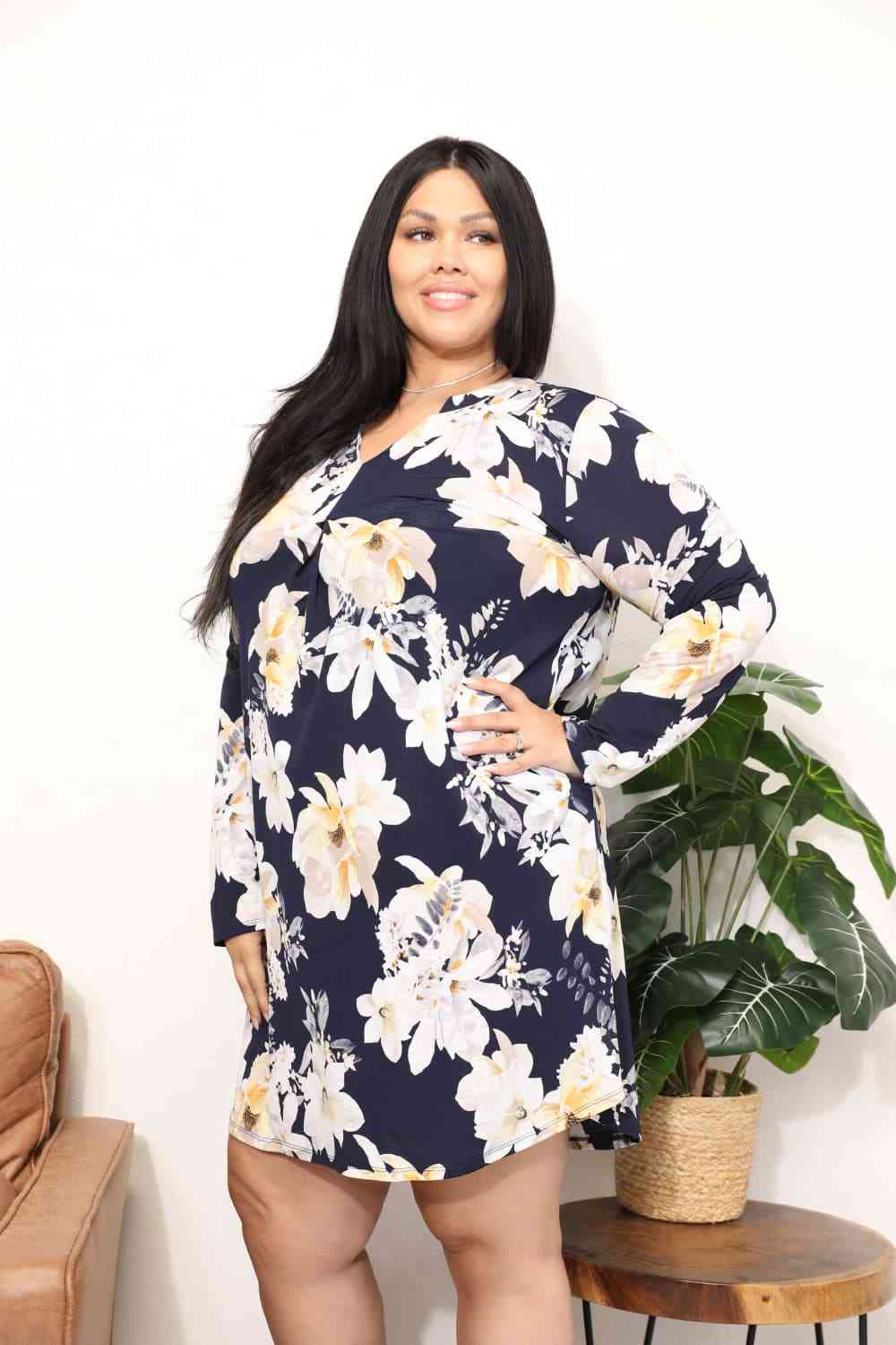 Vestido camisero con estampado de flores de tamaño completo de Sew In Love