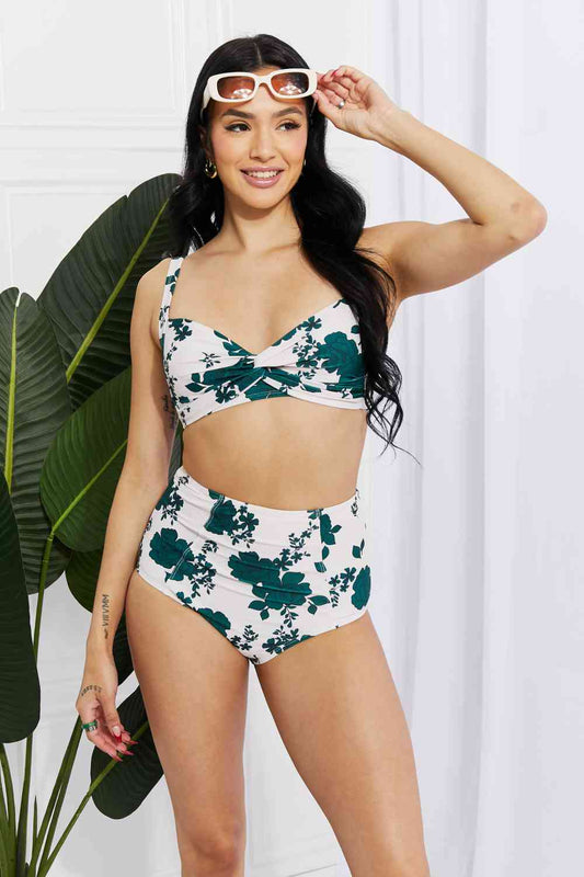 Bikini de talle alto en color bosque Take A Dip Twist de Marina West Swim