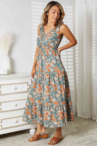 Vestido sin mangas escalonado con cuello en V floral de Double Take